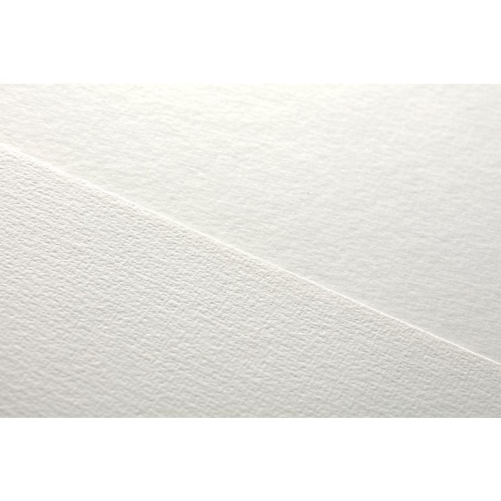 Hârtie alb natural, groasă de 300g/m² pentru acuarelă